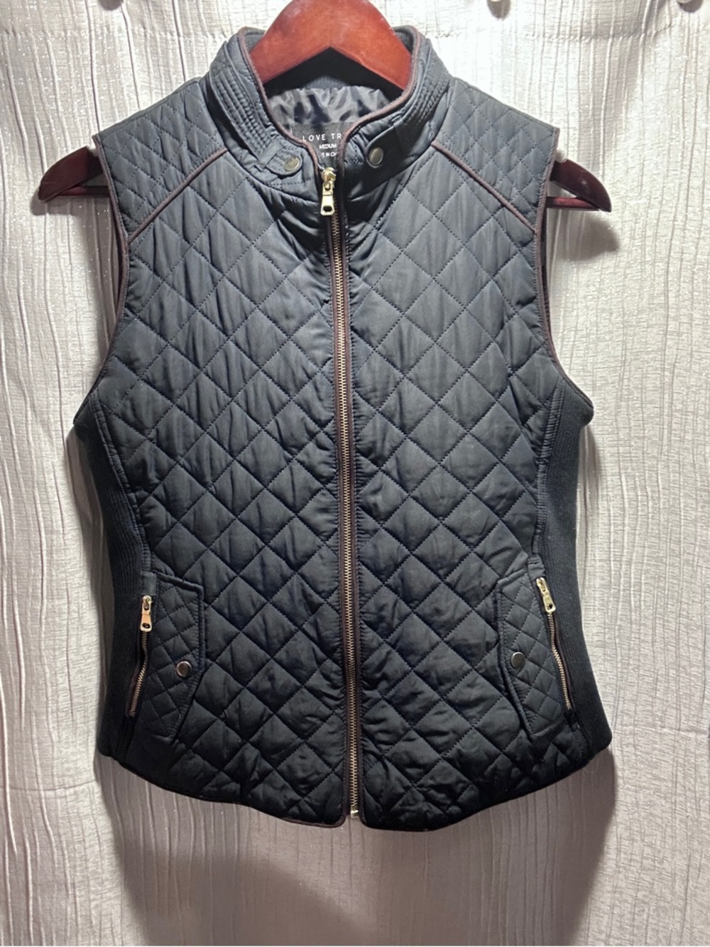 Love Tree Black Quilted Sleeveless Vest with Gold Zipper